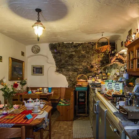 Le Cantine Del Vecchio Borgo Traona