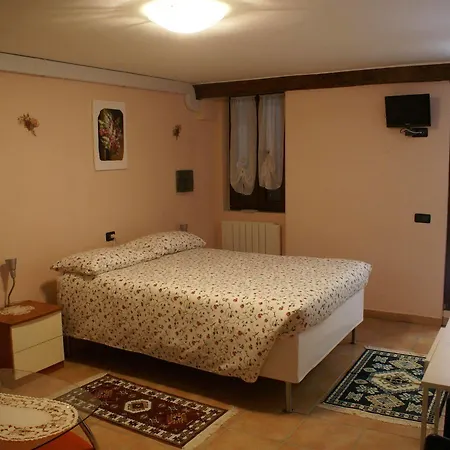 Le Cantine Del Vecchio Borgo Bed & Breakfast Traona
