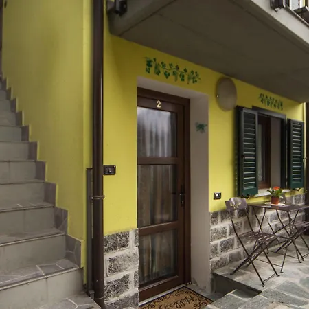 Le Cantine Del Vecchio Borgo Bed & Breakfast Traona