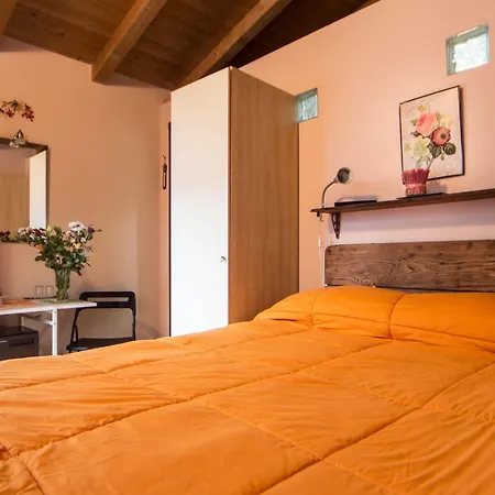 Bed & Breakfast Le Cantine Del Vecchio Borgo Traona