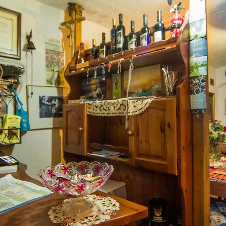Bed & Breakfast Le Cantine Del Vecchio Borgo Traona